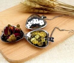 Merkloos RVS Thee Ei Hartje | Theefilter Mannetje | Losse Theezeef | Kruidenhart | Zeef | Tang | Infuser | Thee Ei | RVS | 1 Stuks -Koffiedranken 1200x1023