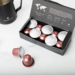 Aroma Club - Nespresso Compatible Capsules (120 St.) - No. 4 Fair Frank - Intensiteit 4/5 - Espresso - 100% Aluminium Koffiecups 11 Aroma Club - Nespresso Compatible Capsules (120 St.) - No. 4 Fair Frank - Intensiteit 4/5 - Espresso - 100% Aluminium Koffiecups -Koffiedranken 1200x1200 19