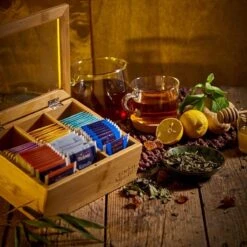 Bambuswald© Houten Theedoos Met 6 Vakken Gemaakt Van 100% Duurzame Bamboe 23 Bambuswald© Houten Theedoos Met 6 Vakken Gemaakt Van 100% Duurzame Bamboe -Koffiedranken 1200x1200 369