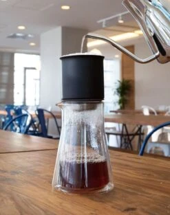 FELLOW - Stagg [XF] Set (Dripper + Carafe) - Handmatige Filterkoffie Set -Koffiedranken 948x1200